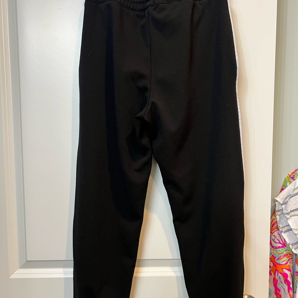 Joggers - Picture 2 of 4